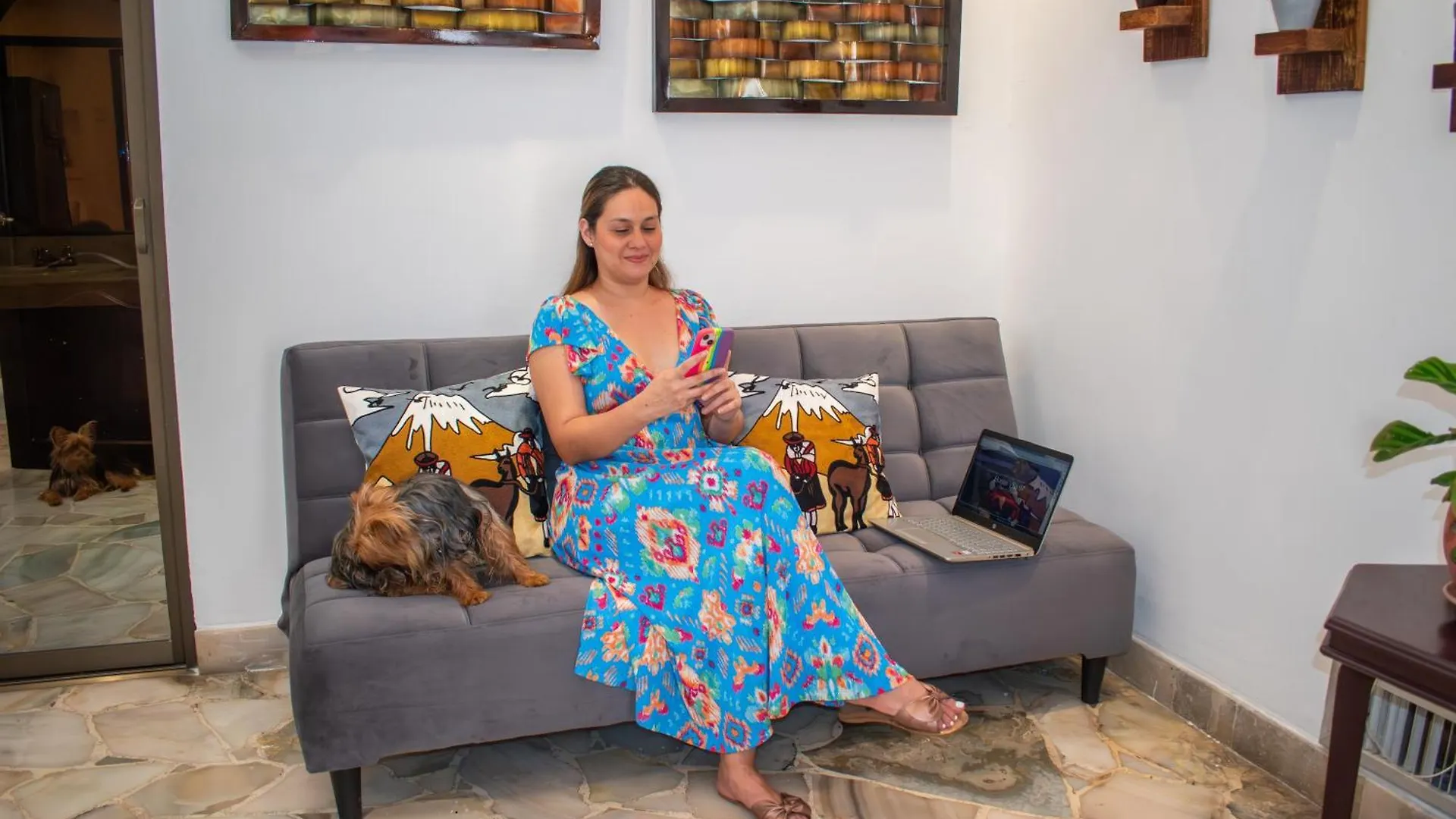 Villa 97 Guayaquil Suites Y Habitaciones Economicas Cerca Del Aeropuerto Bed & Breakfast