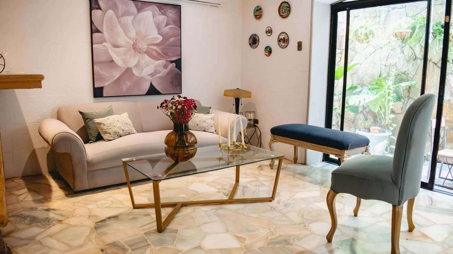 Villa 97 Guayaquil Suites Y Habitaciones Economicas Cerca Del Aeropuerto Bed & Breakfast
