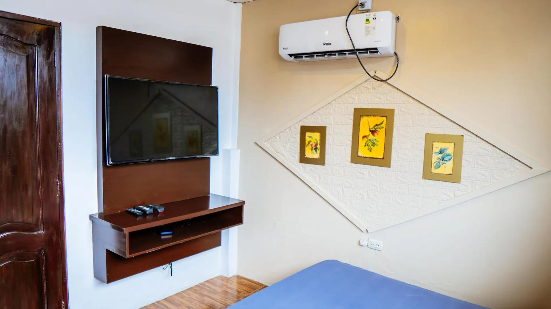 Bed & Breakfast Villa 97 Guayaquil Suites Y Habitaciones Economicas Cerca Del Aeropuerto